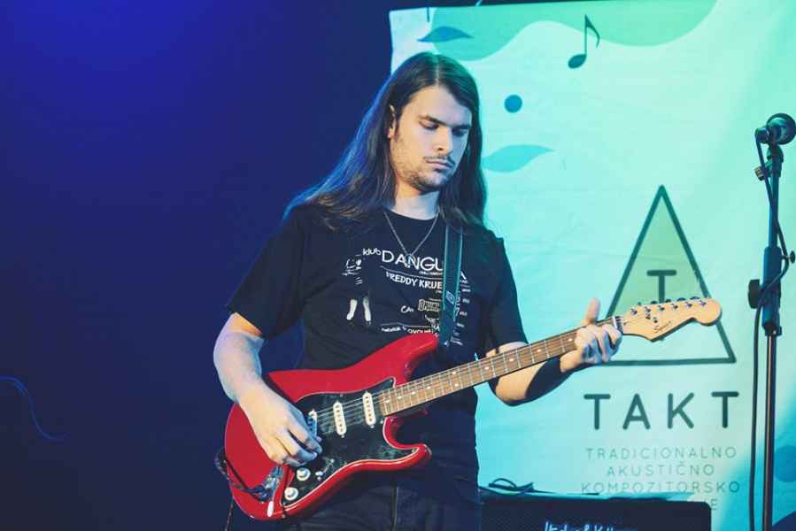 70218735 2272567146386818 8018953887253790720 o